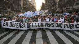 Habrá una nueva marcha en defensa de las universidades públicas. Habrá una nueva marcha en defensa de las universidades públicas.