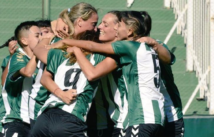 las chicas de Banfield festejaron un rotundo triunfo ante sus pares de Deportivo Español.