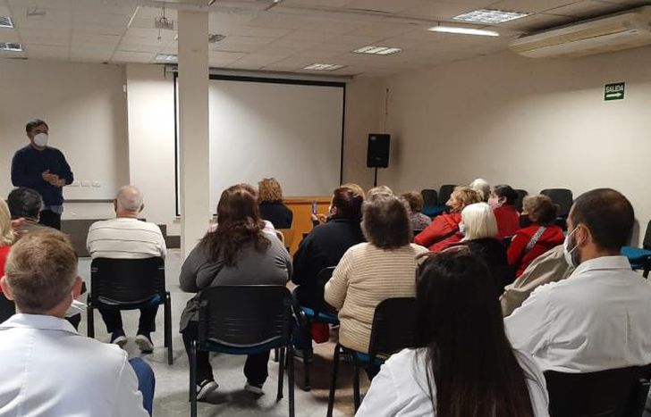 Médicos y pacientes, otra vez juntos. El reencuentro fue emocionante.