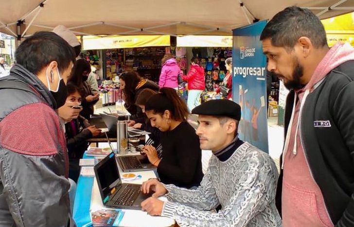 En Lomas hay varios puntos para anotarse.