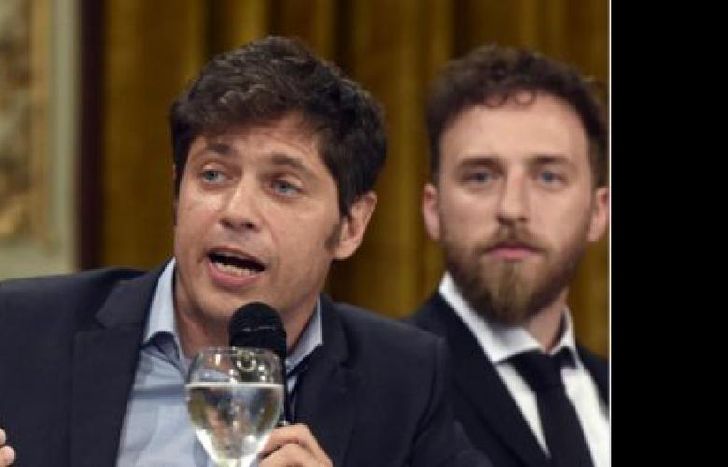 anunció hoy la puesta en marcha de un plan para reparar unas 818 establecimientos educativos.