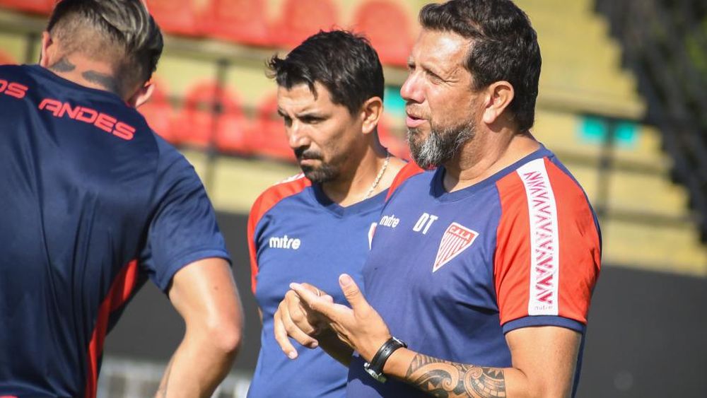 El Bufalo ultima detalles para el equipo titular.