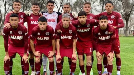Una de las promesas de la Reserva de Lanús se marcha libre a Arsenal. Una de las promesas de la Reserva de Lanús se marcha libre a Arsenal.
