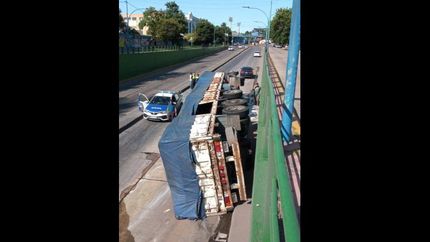 tuvieron que cortar el tránsito.
