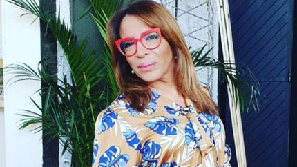 lizy tagliani cruzo a un seguidor desubicado: no naci con...