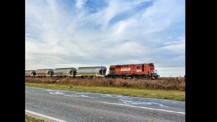asaltaron un tren y se robaron una tonelada de trigo
