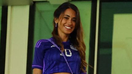 el video de antonela imitando a messi: ¿que miras, bobo?