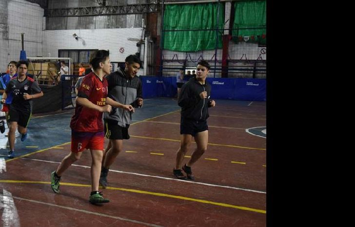 Desde las 10, la Primera enfrentará a Villa Rita. Y a partir de las 13 la Reserva se medirá frente a Relámpago.