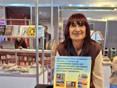 La escritora de Lomas, Cecilia Santoro que transformó sus libros en verdaderas piezas históricas.&nbsp;