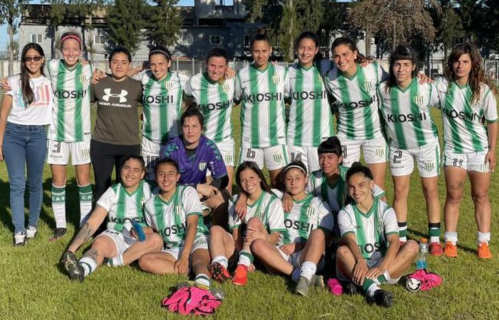 Las chicas están invictas, con siete victorias y un empate.