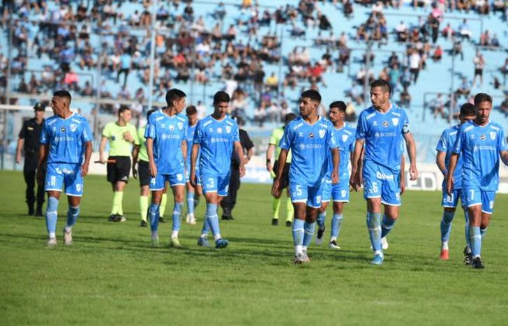 El Gasolero no pudo cortar la mala racha