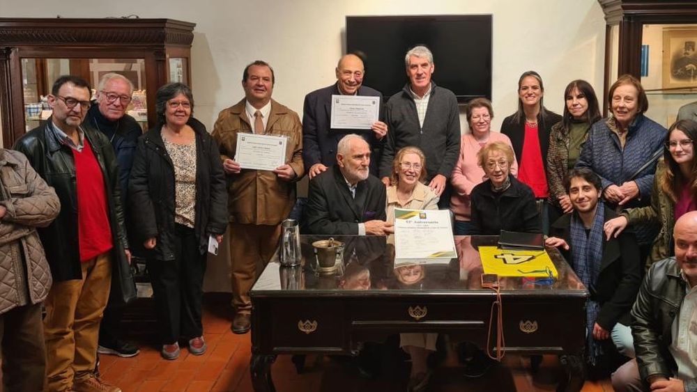 Nueve vecinos se suman al Instituto Histórico Municipal de Lomas.