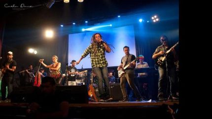 conectados reggae vuelve al teatro greison de monte grande