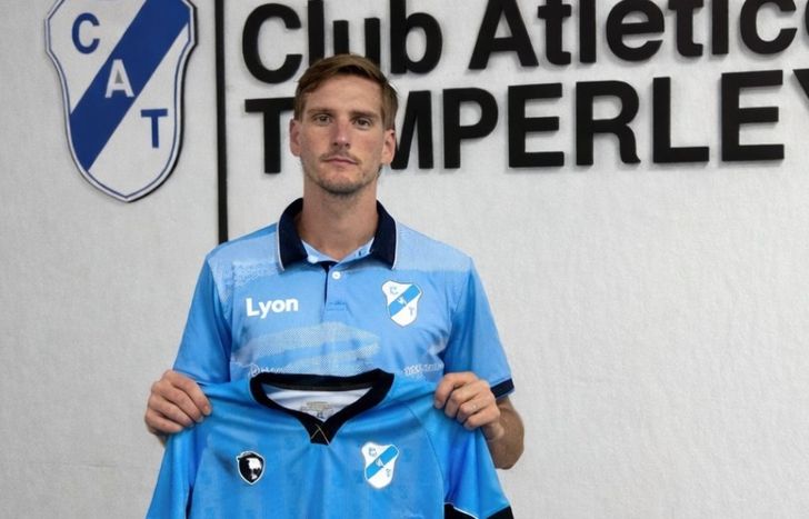 Nicolás Molina ya firmó contrato con Temperley.