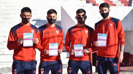 Los chicos de la Reserva del Milrayitas ya se vacunaron.