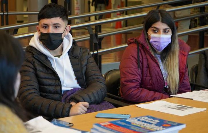 Habrá encuentros presenciales en la Biblioteca Central.