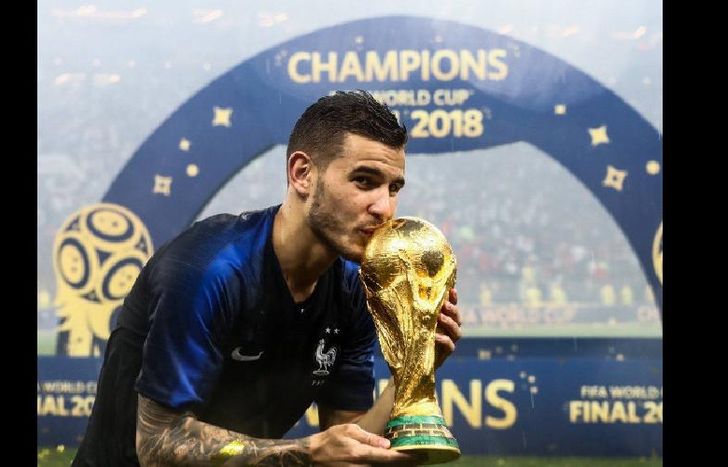 El defensor fue campeón con la Selección de Francia en el último mundial.