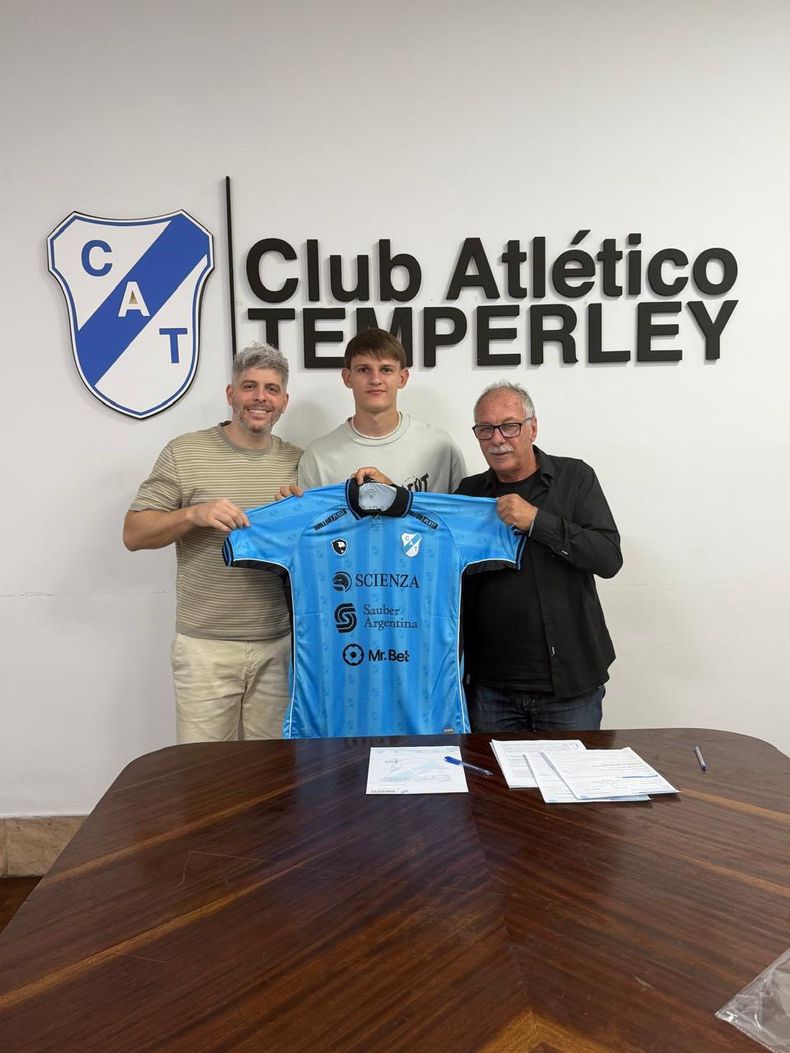 Valent&iacute;n Agui&ntilde;agalde, presente y futuro Gasolero. &nbsp;