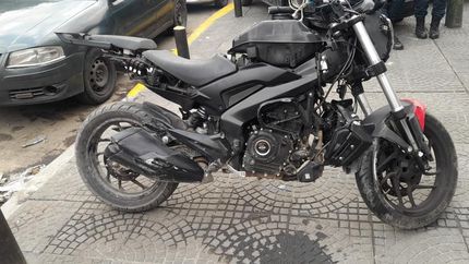 La moto robada que fue recuperada por la Policía de Lomas.