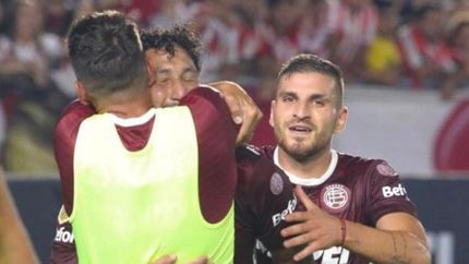 José María Canale anotó un golazo para el triunfo de Lanús. José María Canale anotó un golazo para el triunfo de Lanús.
