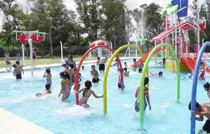 La diversión en vacaciones está garantizada en Lomas.
