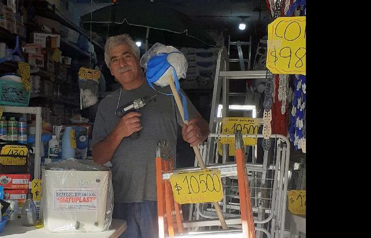 Hugo atiende junto a Silvia de 9 a 18.