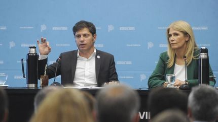 Conferencia de prensa junto a Verónica Magario.