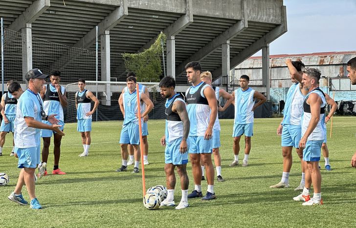 Temperley ya trabaja con la mente en Barracas Central.