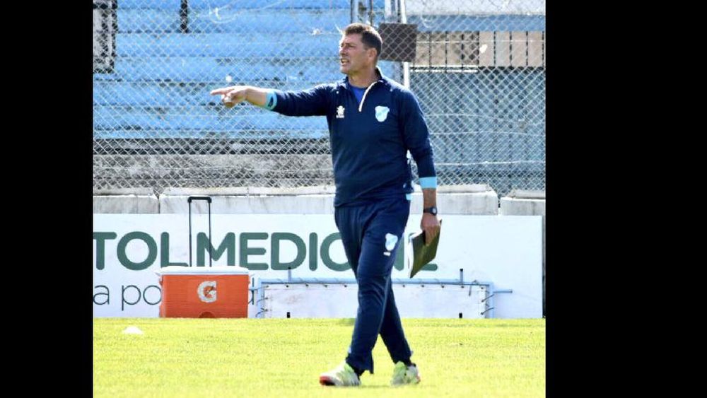 Aldirico prueba pensando en el duelo ante Santamarina.