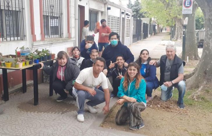 Los chicos asisten al taller de lunes a viernes de 8 a 12.30.