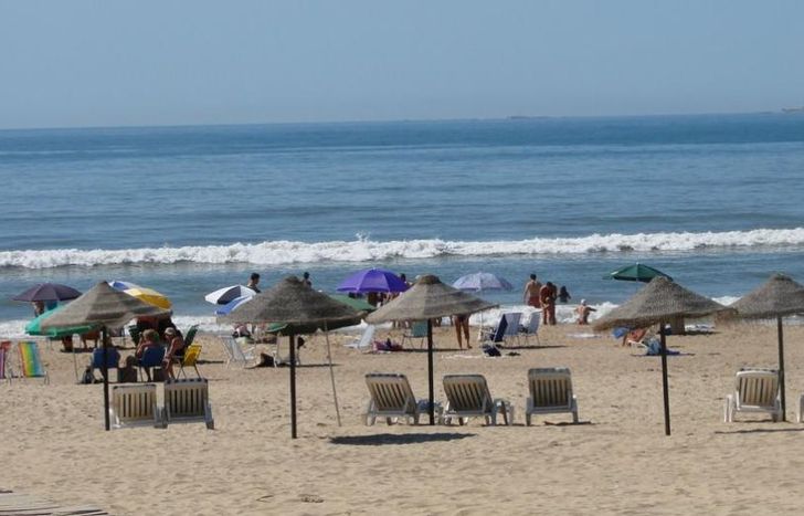 El amor se vive en las playas de Punta del Este.