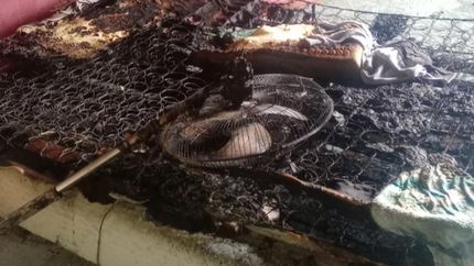 Todo habría empezado por el incendio de un colchón.