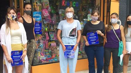 Recorrieron comercios de diferentes rubros.