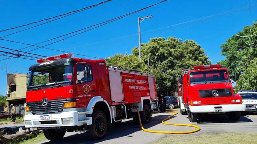 Se incendió una vivienda en Llavallol: dos heridos