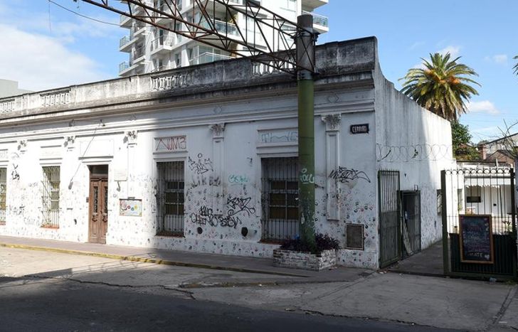 En Cerrito 65, Temperley.