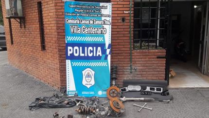 Se secuestró un vehículo y varia autopartes.