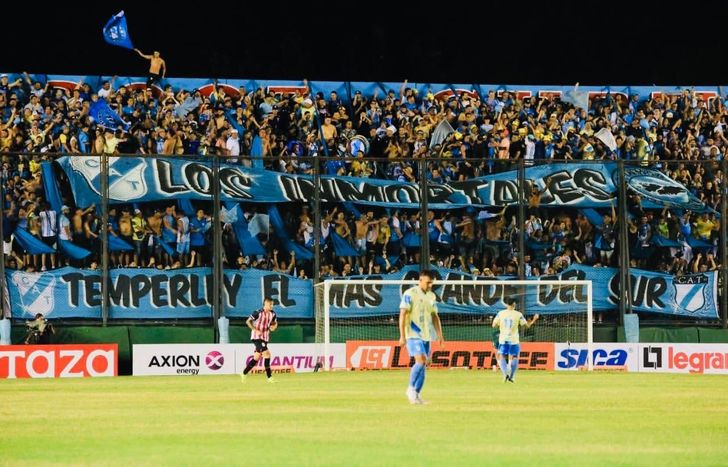 Temperley podrá llevar a sus hinchas contra Colegiales.