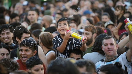 Lomas culminó seis días de Carnaval con artistas y mucho ritmo en las calles.