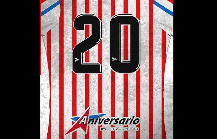 El modelo cuesta $2.990 y había 500 unidades en preventa que deberán esperar.