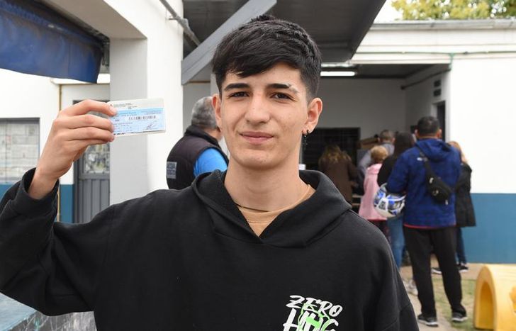 El lomense pudo conocer más de lleno sobre el acto eleccionario gracias a simulacros hechos en su escuela.