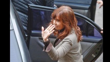 para cristina, el juicio de vialidad es un ?nuevo acto de persecucion? en su contra