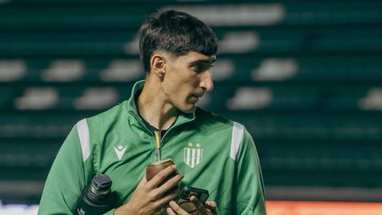 Gino Santilli renovó con Banfield. Gino Santilli renovó con Banfield.