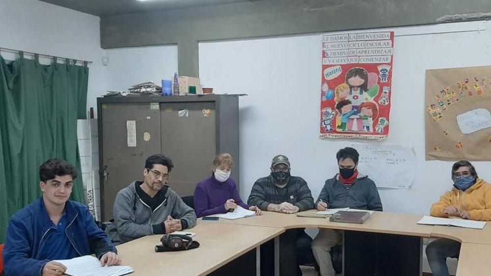 El curso es gratuito y abierto. Para ser parte solo hay que ser mayor de 16 años.