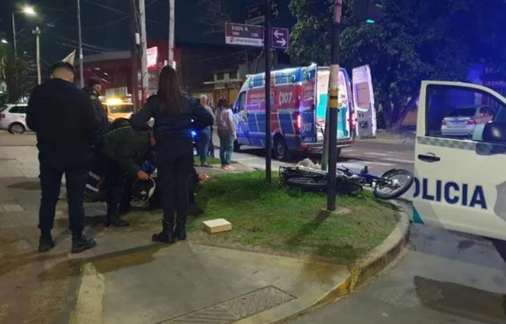 La Policía y Emergencias Lomas intervino en el lugar.