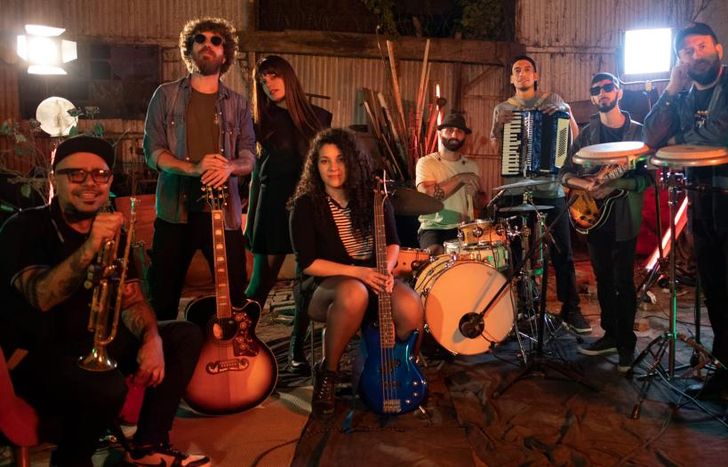 Sobra Milonga, banda de la región.