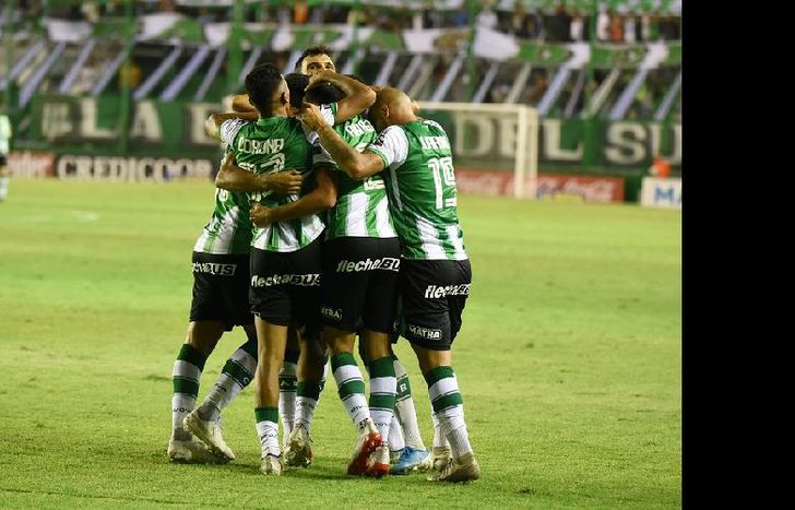Banfield quiere volver a festejar ante sus hinchas en el Florencio Sola.