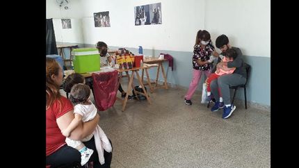 vacunaron a unos 200 vecinos en el centro cultural el ceibo