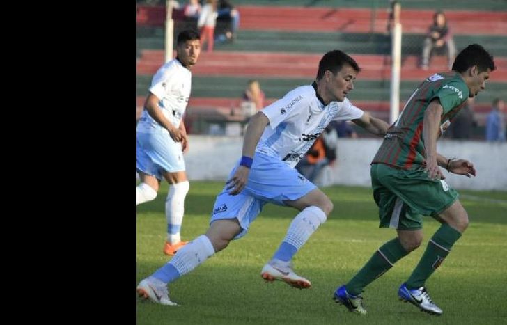 Temperley controló bien a su rival, pero se equivocó en la última y no pudo ganar.