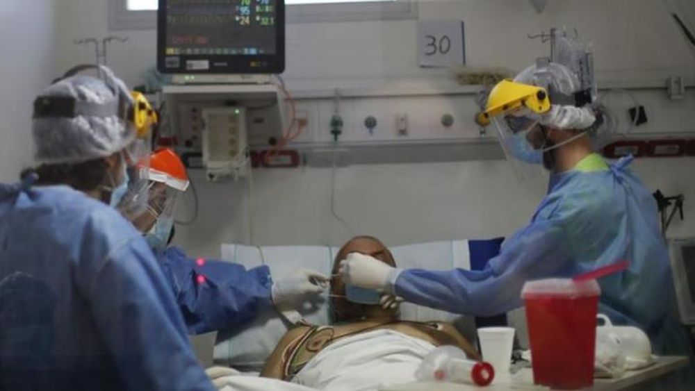 Son 5.038 los internados en unidades de terapia intensiva.