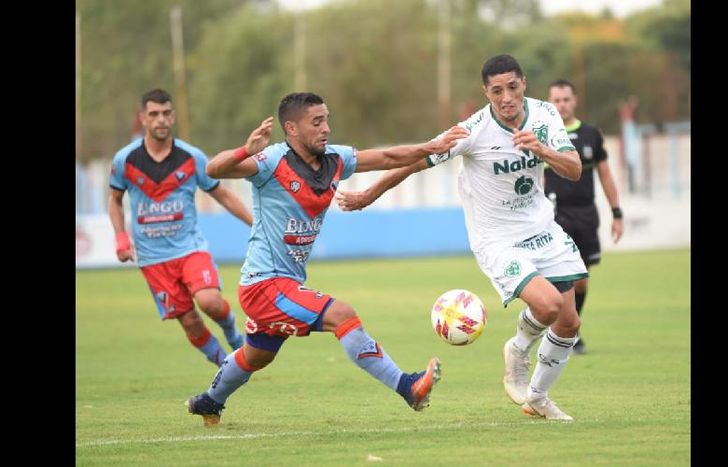 Sarmiento pegó en los momentos justos y se llevó un valioso triunfo.